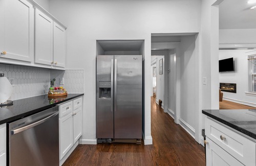Hanover Place House | Midtown Getaway