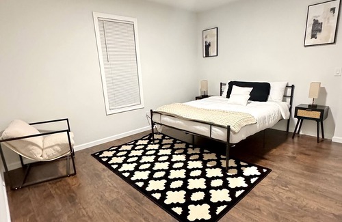 Powderhorn House | Midtown Mini Hideaway: NEW LISTING! nCozy House/Free parking/Fast Wifi