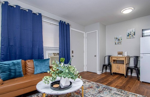 Hillcrest Apartment | Midtown Mod 1