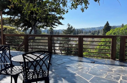 Bananna Belt Apartment | Midtown Private Cabana-Private Entry