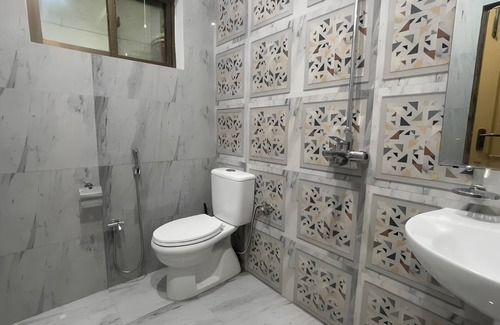 Islamabad House | Midway Guest House and Hotel