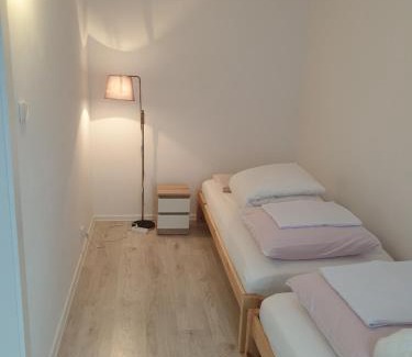 Pruszkow Apartment | Mieszkanie dla 3-6 osób