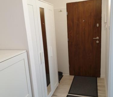 Pruszkow Apartment | Mieszkanie dla 3-6 osób