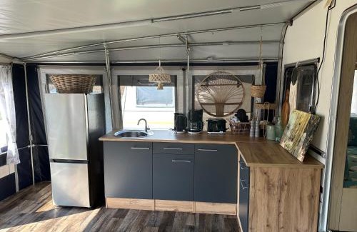 Behrensdorf Other | Mietwohnwagen 2 Personen