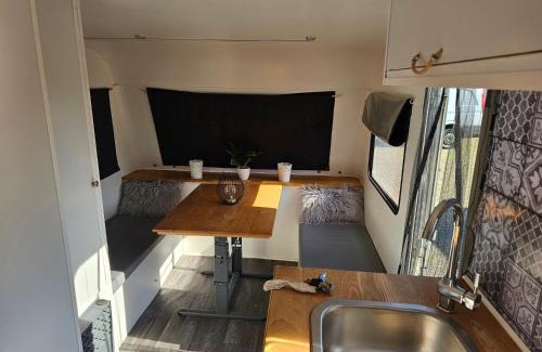 Carpin Other | Mietwohnwagen inklusive Stellplatz & Strom - Dixi-WC