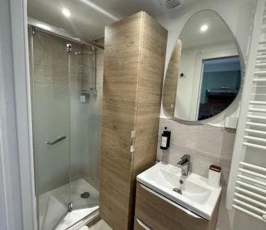 Bertrange Apartment | Mignon Appart Moderne et neuf, à 30min du Lux et pour 4pers