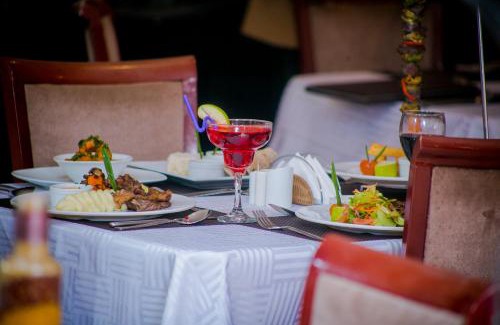 Chiawa Conservancy Hotel | Mika Hotel Kabulonga