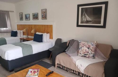 Mossel Bay Apartment | Mike's Place 2