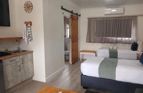 Mossel Bay Apartment | Mike's Place 2