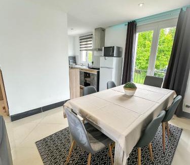 Amboise Apartment | MikeS Amboise