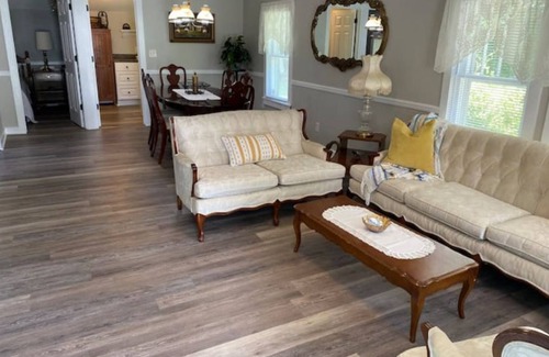 Milton House | Mil House in Downtown Milton!