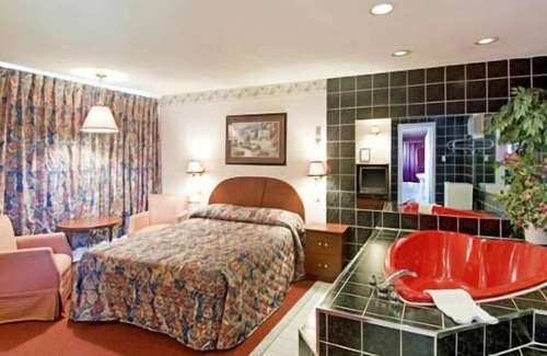 Thorold Hotel | Milan Garden Inn
