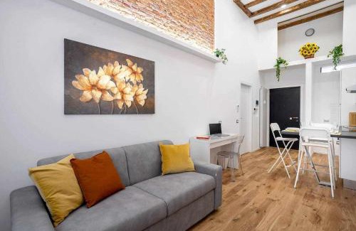 San Marco Apartment | Milano City Apartments - Duomo Brera - Elegant Suite in Design District