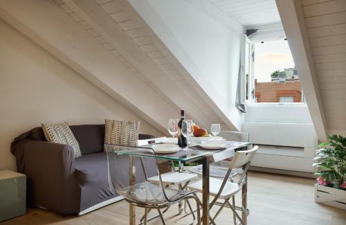 Lazzaretto Apartment | Milano Duomo-Central Station wifi-Netflix - subway 5 min - central area