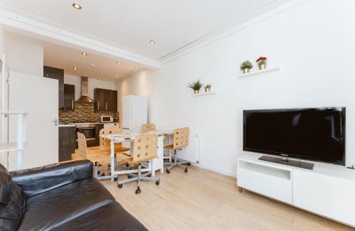 Tower Hamlets House | Mile End Double Rooms 27 Guest house