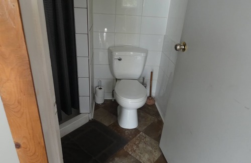 Wiarton Hotel | Mile Inn Motel