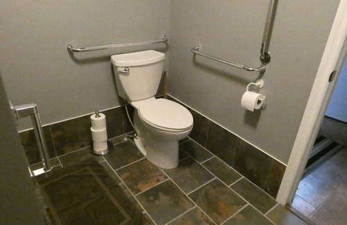 Wiarton Hotel | Mile Inn Motel