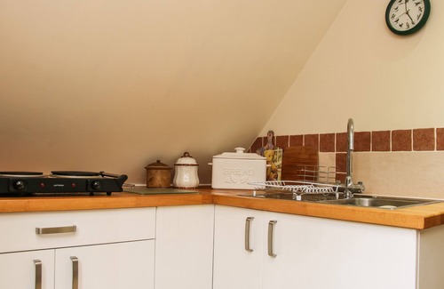 Diddlebury Cottage | Milford Tree Tops