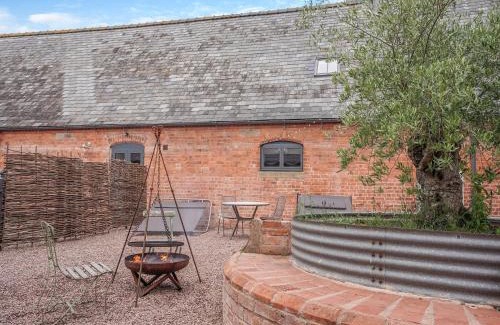 Huntley House | Milkmaid's Barn