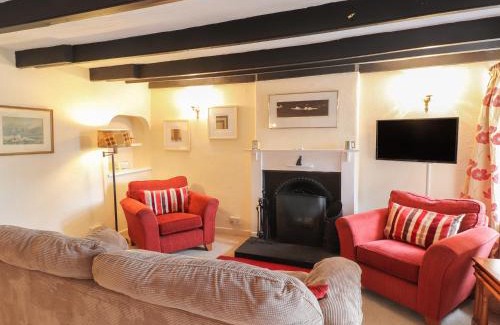 Fishguard House | Milkwood Cottage