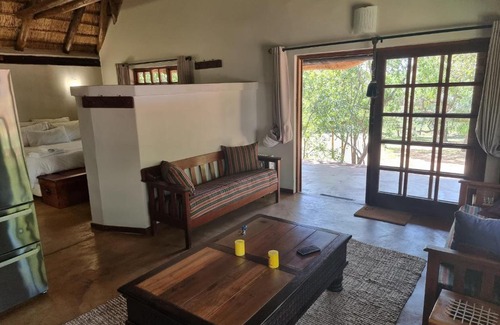 Bela-Bela Cabin | Milkwood Cottage Mabalingwe