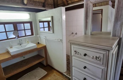 Bela-Bela Cabin | Milkwood Cottage Mabalingwe