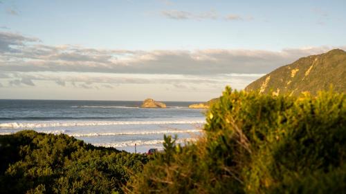 Sedgefield House | Milkwood Cottage - Seaview Serenity