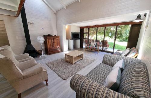 Betty's Bay House | Milkwood Cottage
