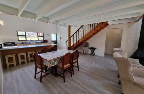 Betty's Bay House | Milkwood Cottage