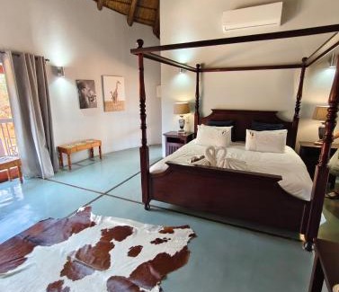 Bela-Bela Cabin | Milkwood Safari Lodge