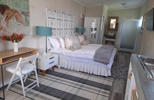 Sandbaai House | Milky Way