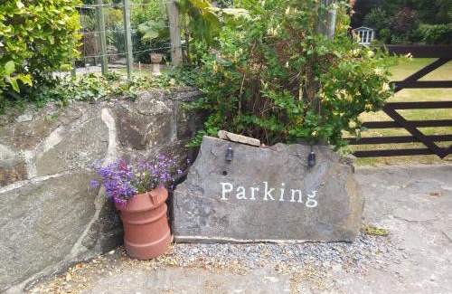 Llanddeiniol House | Mill Cottage