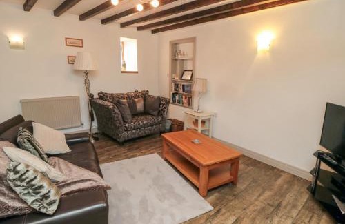 Fylingdales House | Mill Cottage