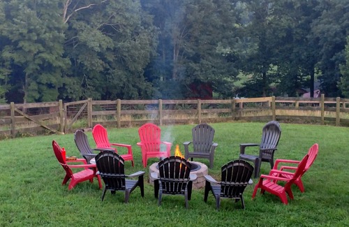 Mill Spring Cabin | Mill Hill Farm, Luxury Farm Experience
