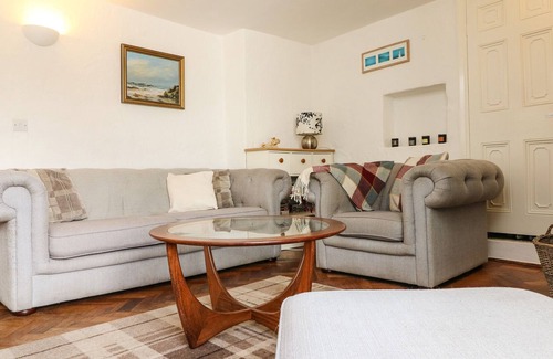 Mylor Bridge Cottage | MILL MOORING, pet friendly, character holiday cottage in Mylor Bridge