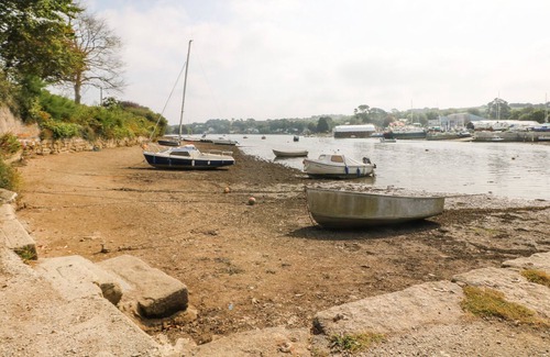 Mylor Bridge Cottage | MILL MOORING, pet friendly, character holiday cottage in Mylor Bridge