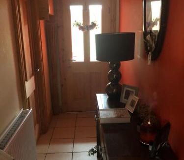 Limavady House | Mill Park Stay Room ONLY with use of kitchen & bathroom