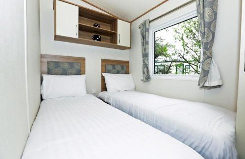 Hayling Island Resort | Mill Rythe Coastal Village