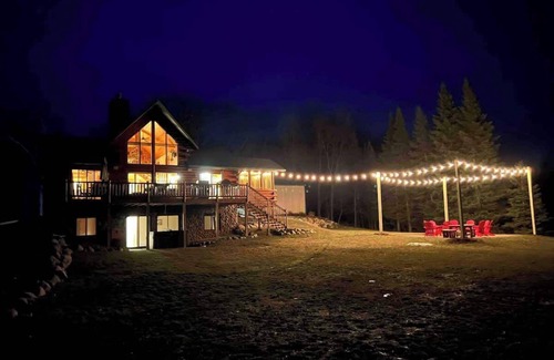 Isle House | Mille Lacs Lake Lodge-Game Room-Theatre and More!