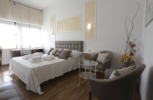 Naples Hotel | Millennium Gold Hotel