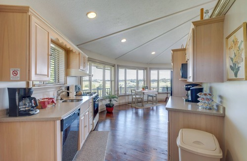 Millersburg Apartment | Millersburg Getaway w/Amish Country Views!