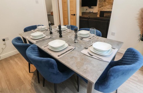 Sheffield House | Millhouses Hideaway