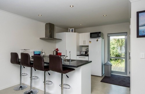 Mangawhai Heads Cottage | Millies Place - Mangawhai Holiday Home