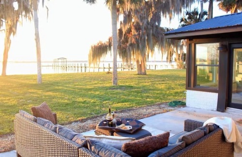 Palatka House | Million dollar riverfront views - Large updated 2 acre retreat family getaway.