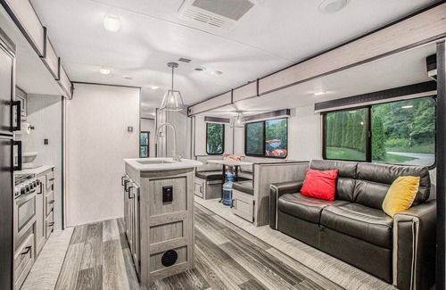 Traverse City House | Million Dollar Views: Bayshore Beach House w/Opt. RV Pads, Beach Firepit & More