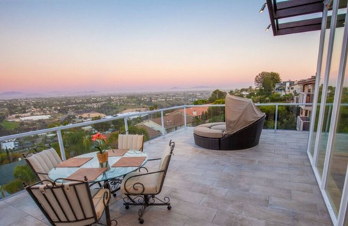 Soledad South Boat Rental | Million Dollar View - Luxury atop Soledad Mountain