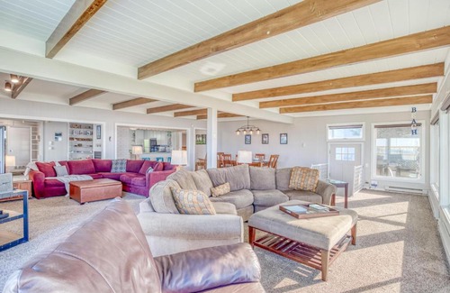 Lincoln Beach House | Million Dollar View