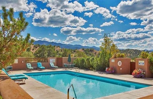 Nambe Pueblo Condo | Millionaires neighborhood,Outdoor Pool, 300 days of sunshine, Santa Fe magical!