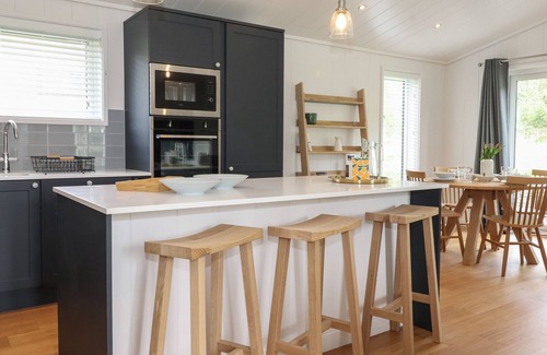 Haverthwaite Cottage | MILLSTREAM RIDGE, pet friendly, with a garden in Haverthwaite