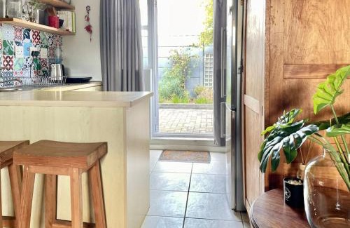 Milnerton Apartment | Milnerton Cottage